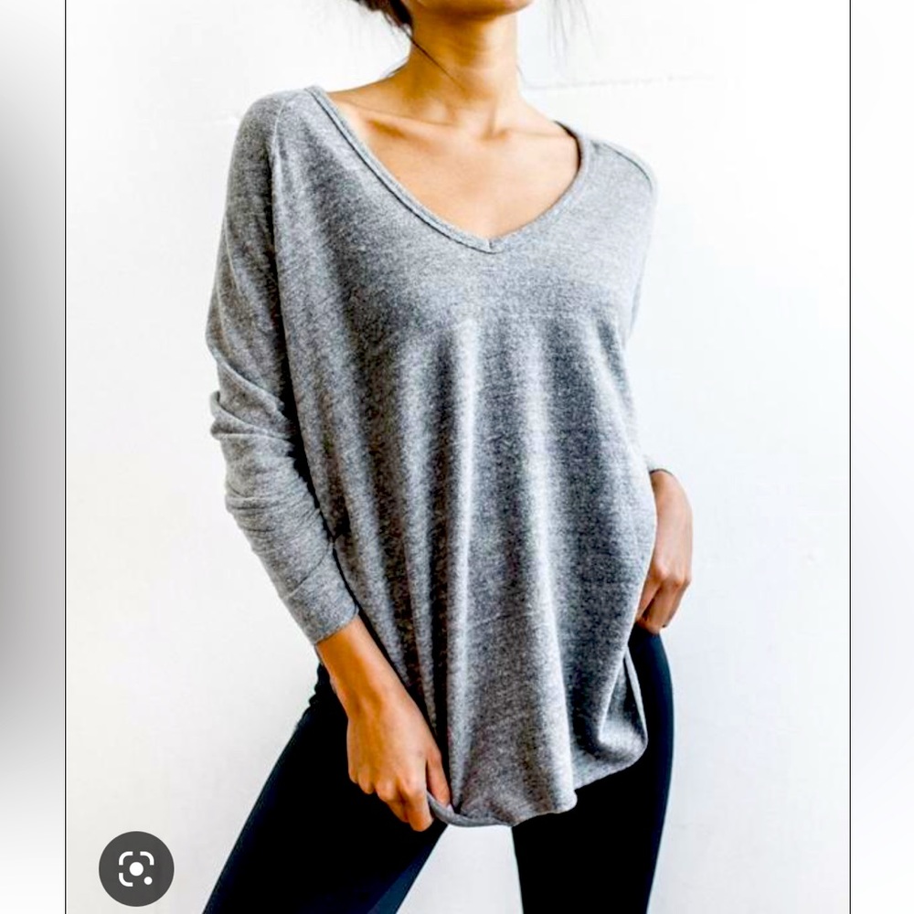 Joah Brown thin grey sweater